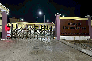 Lắp đặt cổng xếp tự động tại Cần Thơ