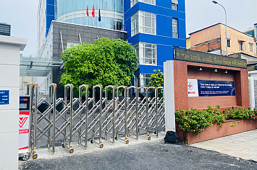 Cổng Xếp Vingate lắp đặt tại Phú Nhuận - Hồ Chí Minh